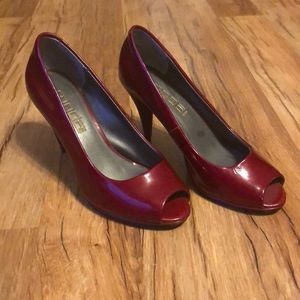 Moda Peep toe Red Patent leather Heels